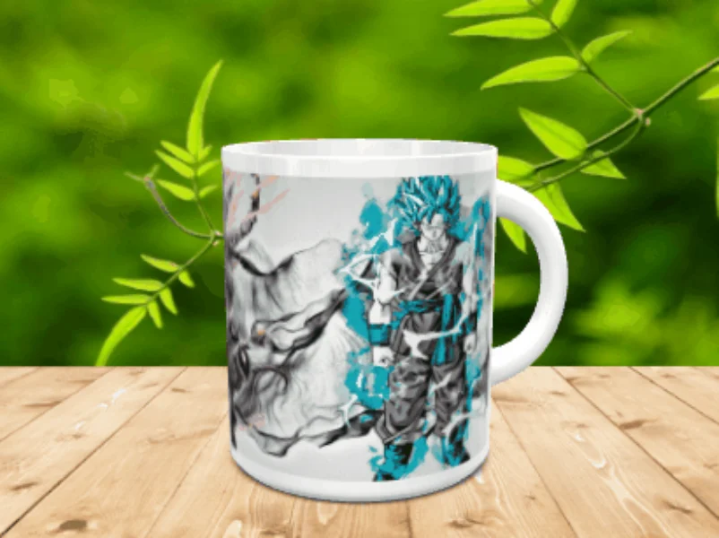 Taza de ceramica blanca con una ilustracion de un personaje de anime con aura azulada sobre una mesa de madera y fondo natural.