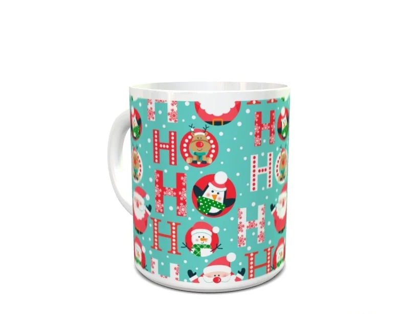 Taza de cerámica blanca con fondo azul claro y estampado navideño de patrones festivos y la referencia 10x.